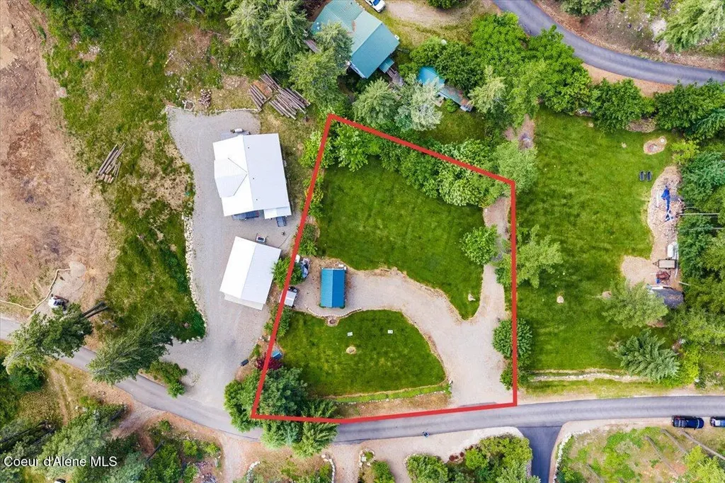 461 Glacier Loop Bayview ID 83803