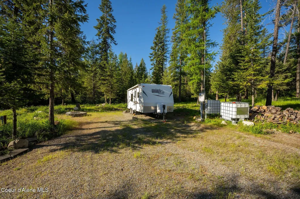 91 Pride Court Spirit Lake ID 83869