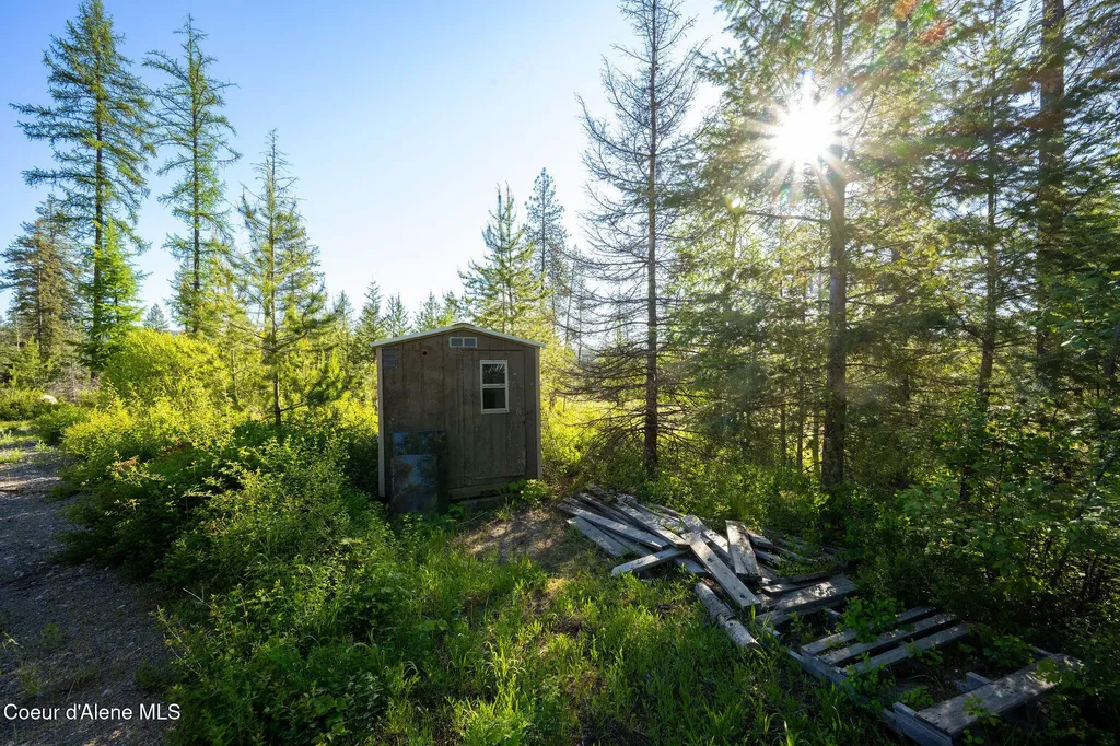 91 Pride Court Spirit Lake ID 83869