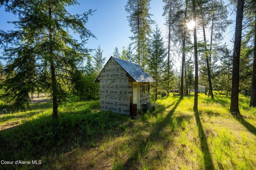 91 Pride Court Spirit Lake ID 83869