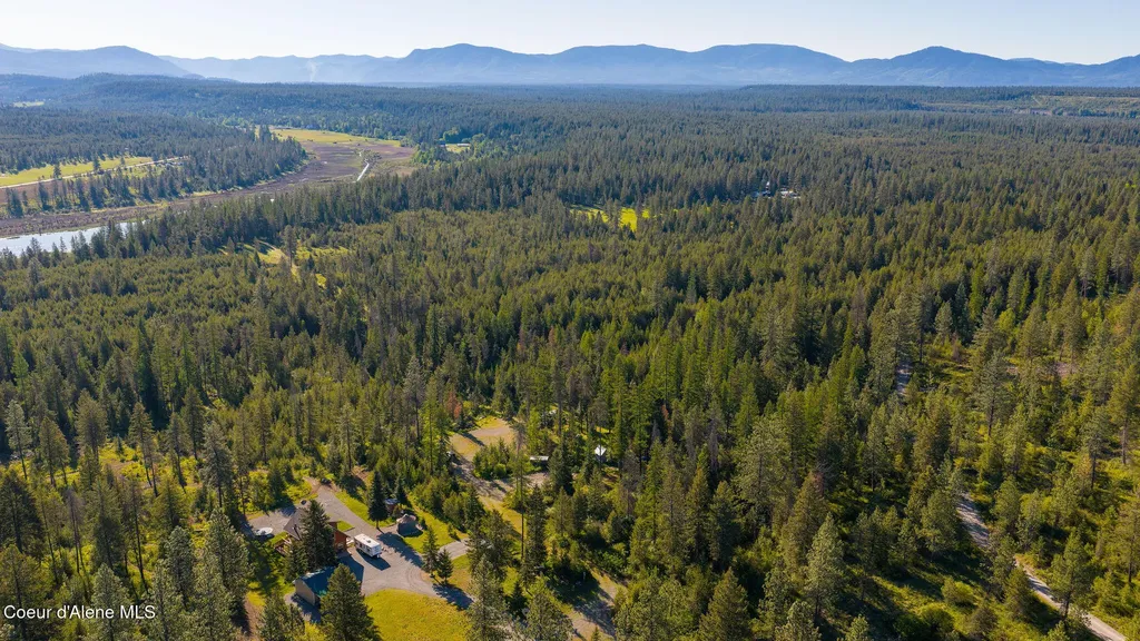 91 Pride Court Spirit Lake ID 83869