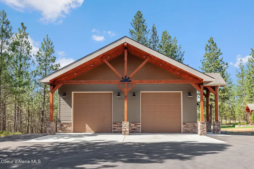 19673 W Treend Road Post Falls ID 83854