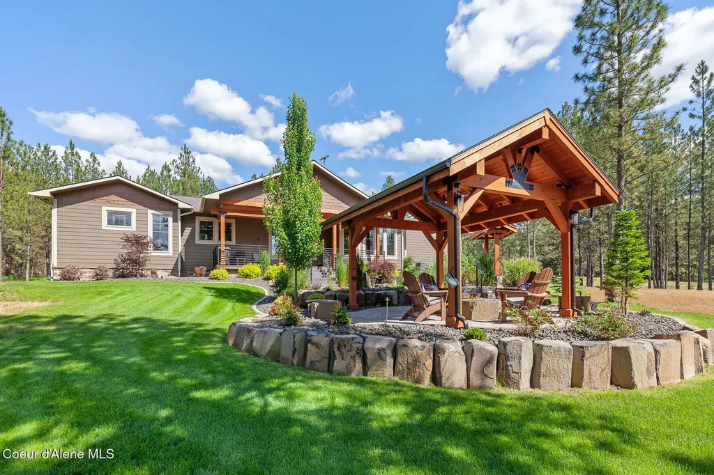 19673 W Treend Road Post Falls ID 83854