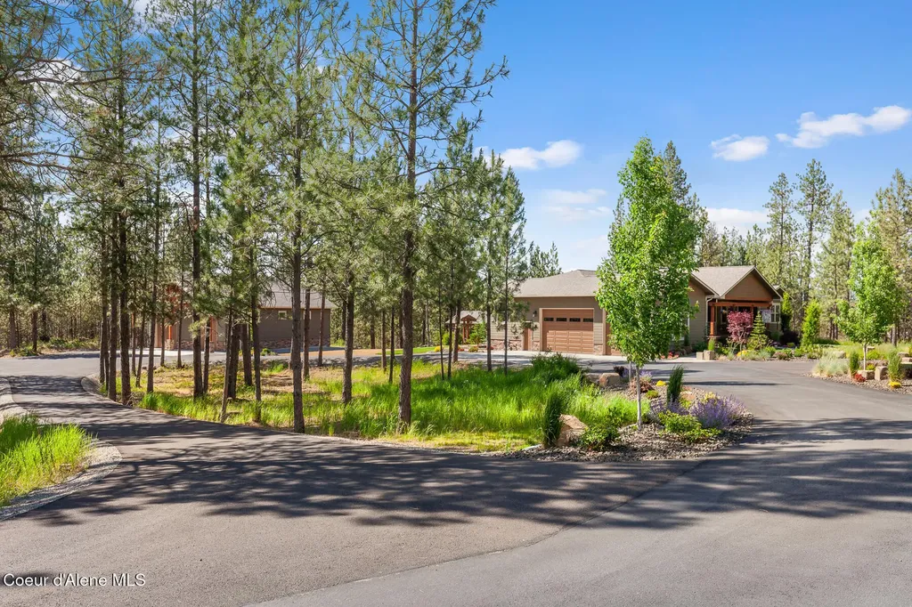 19673 W Treend Road Post Falls ID 83854
