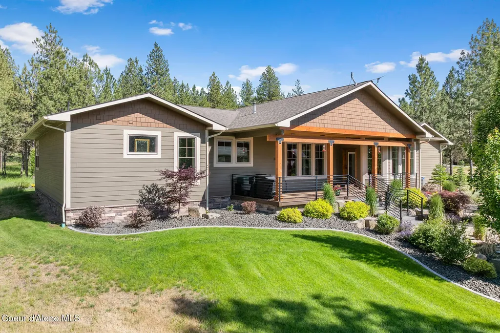 19673 W Treend Road Post Falls ID 83854