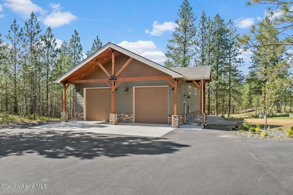 19673 W Treend Road Post Falls ID 83854