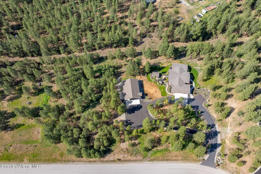 19673 W Treend Road Post Falls ID 83854