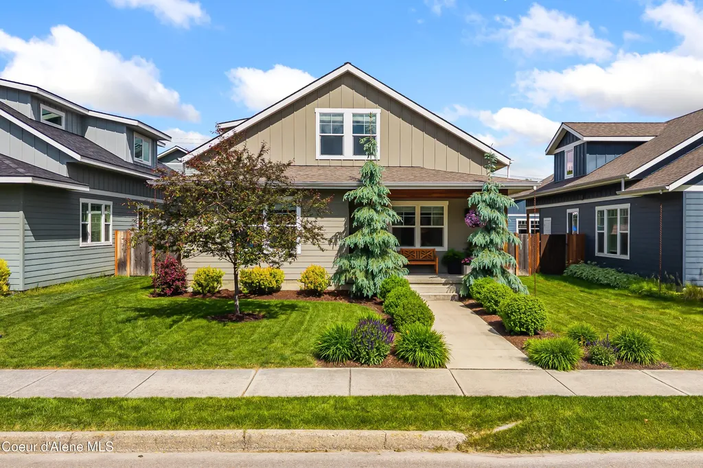 409 S Boyer Avenue Sandpoint ID 83864