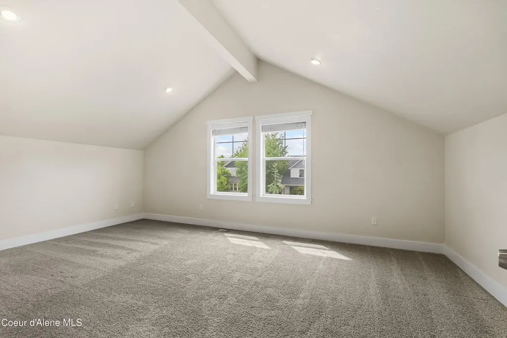 409 S Boyer Avenue Sandpoint ID 83864