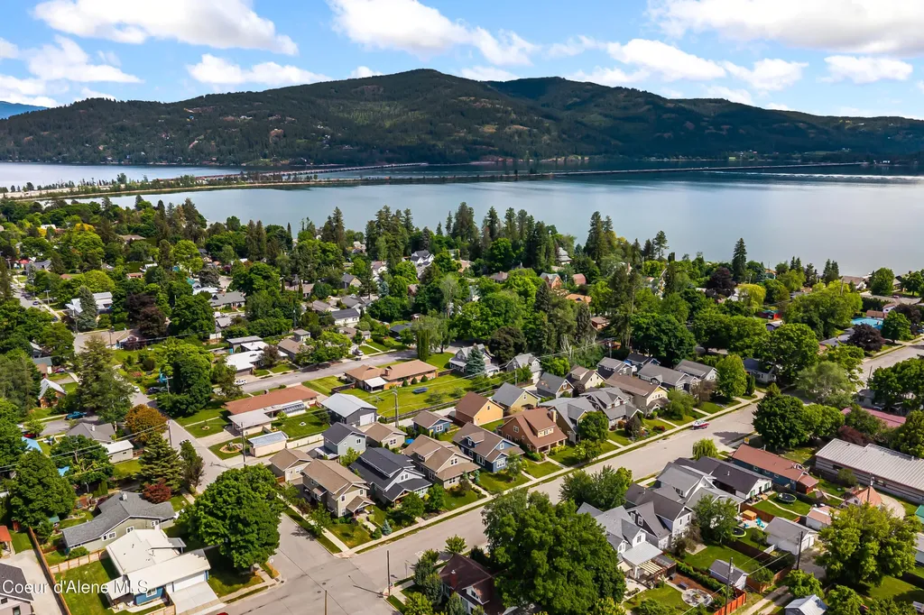 409 S Boyer Avenue Sandpoint ID 83864