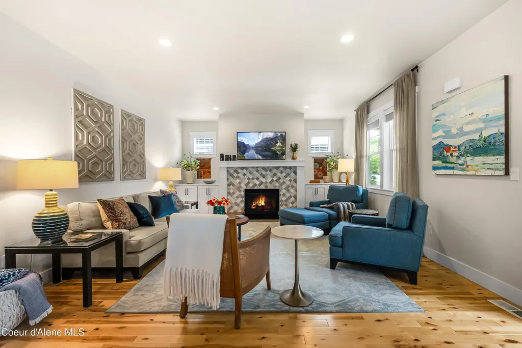 409 S Boyer Avenue Sandpoint ID 83864