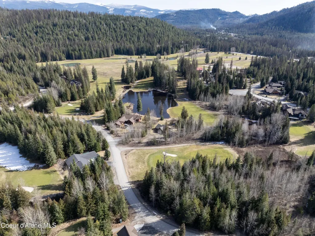 586 Fairway Drive Priest Lake ID 83856