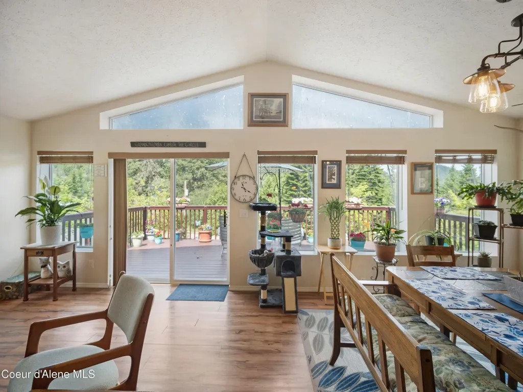 26370 S Hinds Drive St. Maries ID 83861