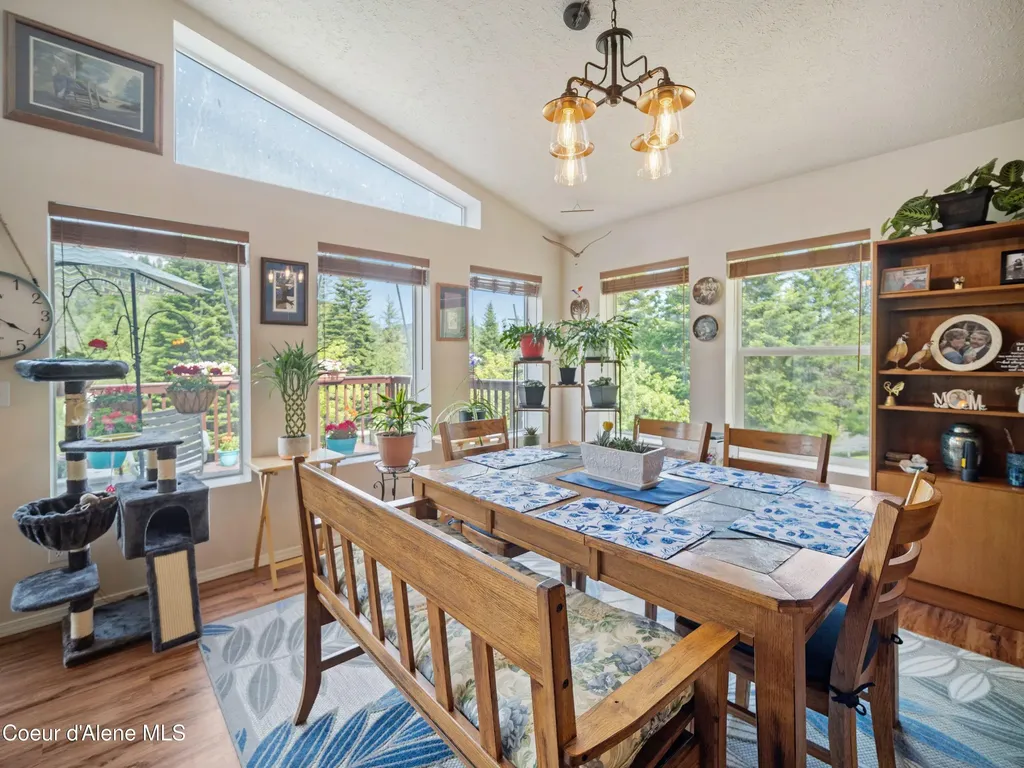 26370 S Hinds Drive St. Maries ID 83861
