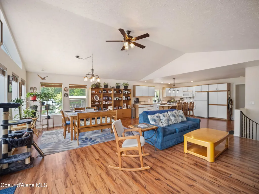 26370 S Hinds Drive St. Maries ID 83861