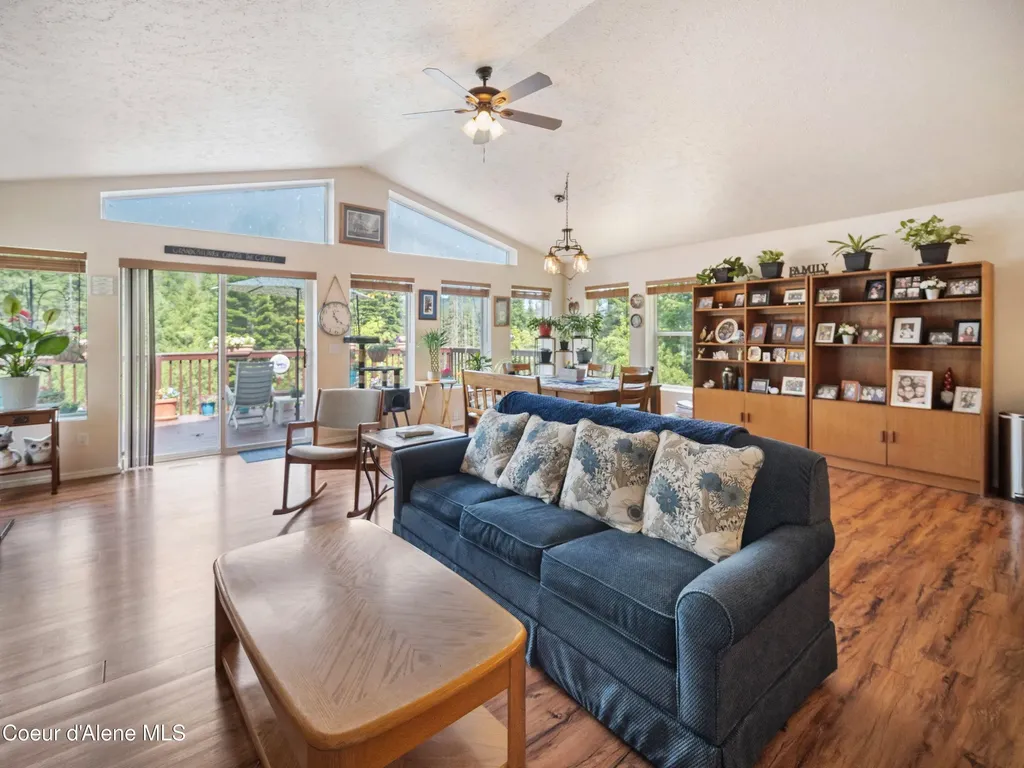 26370 S Hinds Drive St. Maries ID 83861