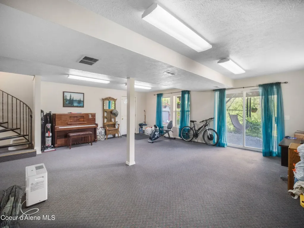 26370 S Hinds Drive St. Maries ID 83861
