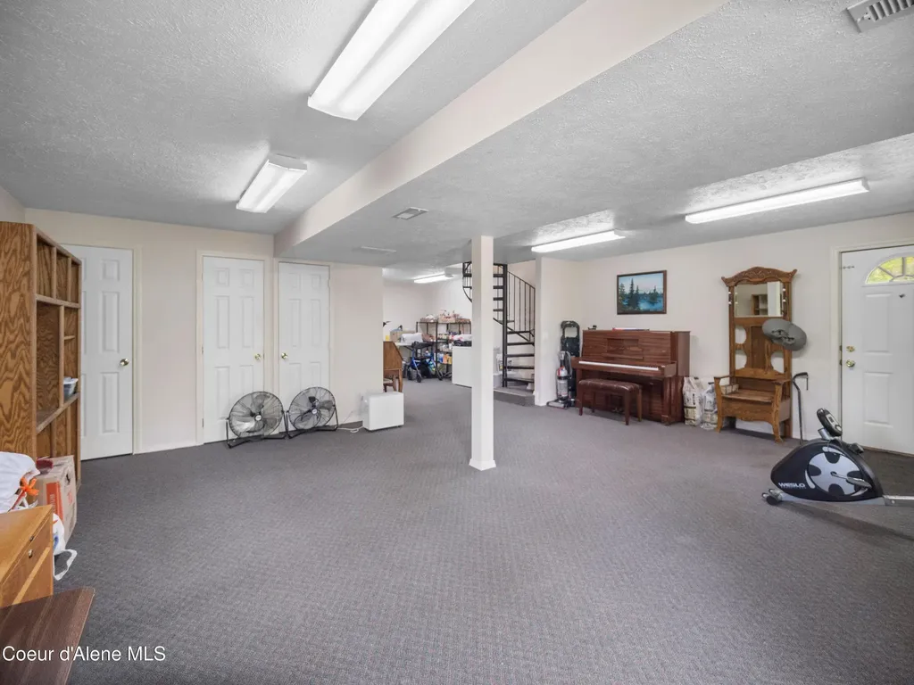 26370 S Hinds Drive St. Maries ID 83861