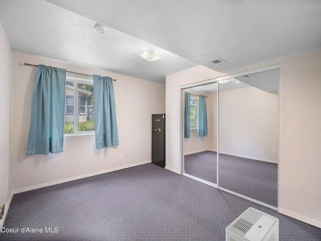 26370 S Hinds Drive St. Maries ID 83861