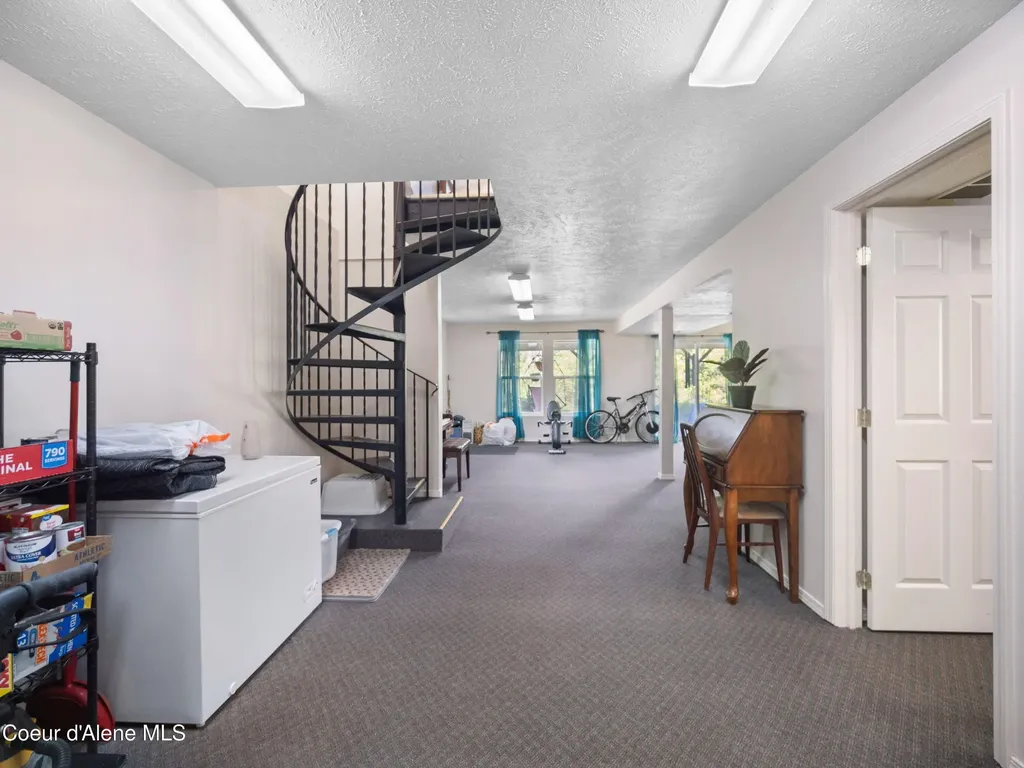 26370 S Hinds Drive St. Maries ID 83861