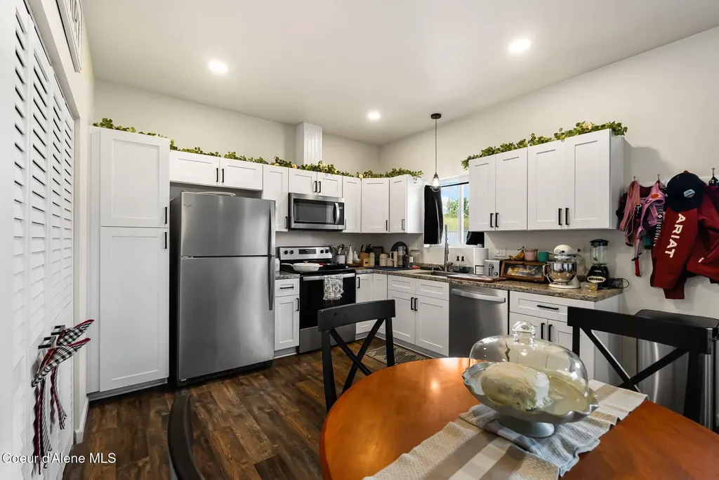 74 Omaha Way Sagle ID 83860