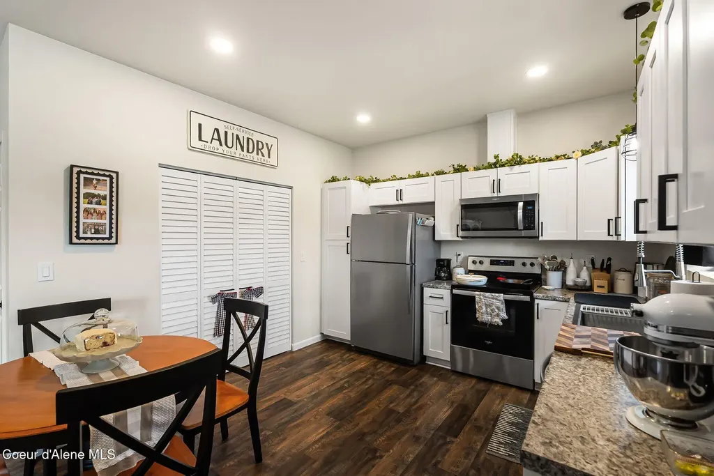 74 Omaha Way Sagle ID 83860