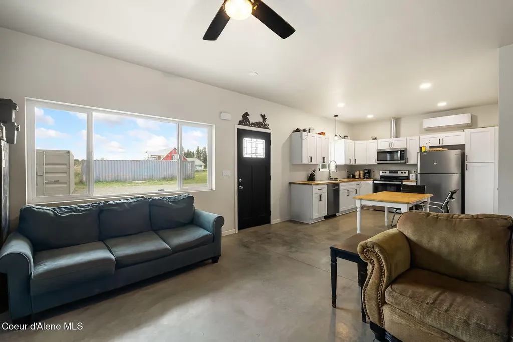 74 Omaha Way Sagle ID 83860