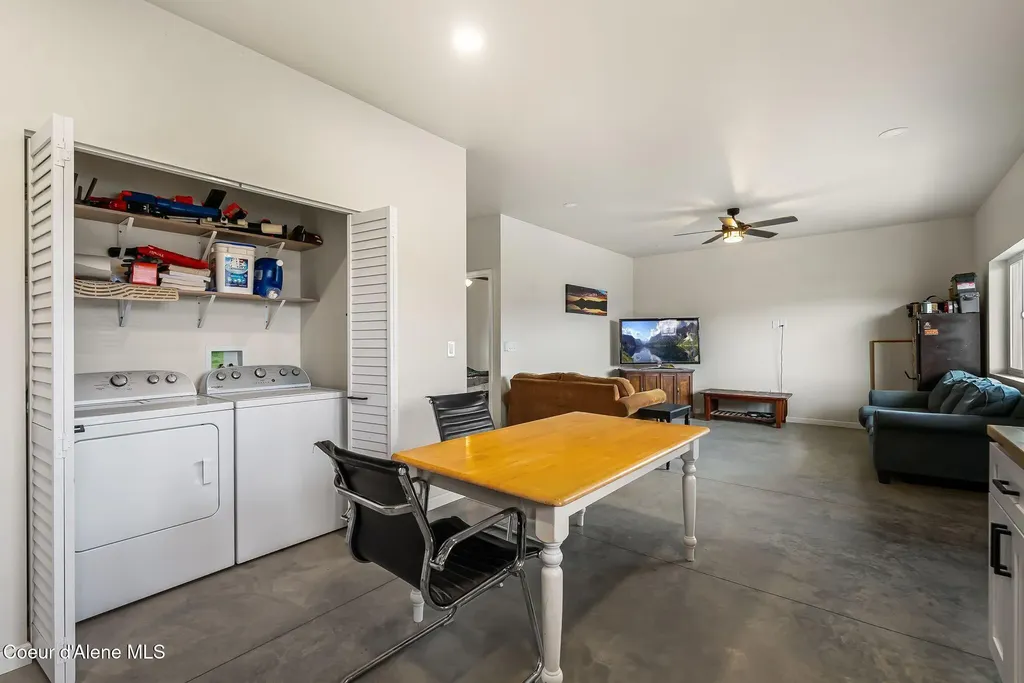 74 Omaha Way Sagle ID 83860