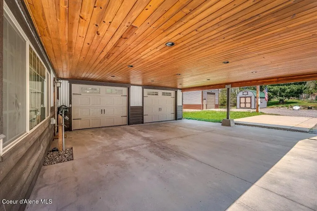 215 Hulett Hills Drive Sandpoint ID 83864