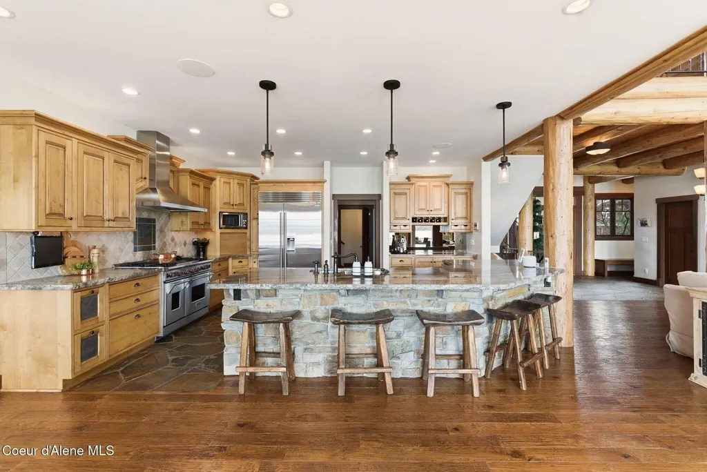1521 Northshore Drive Sandpoint ID 83864