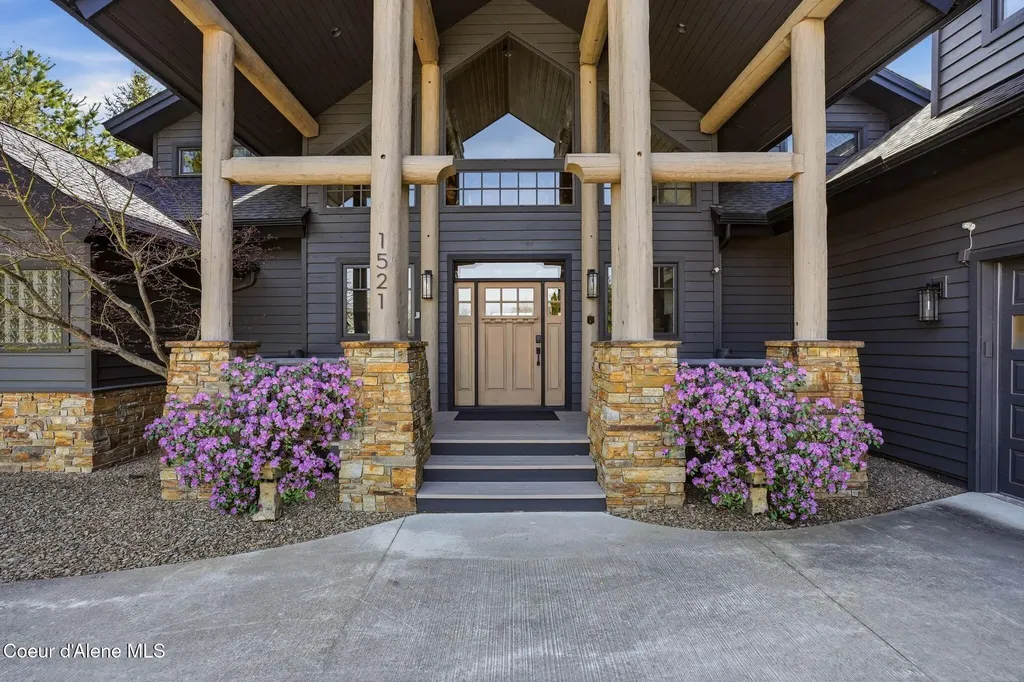 1521 Northshore Drive Sandpoint ID 83864