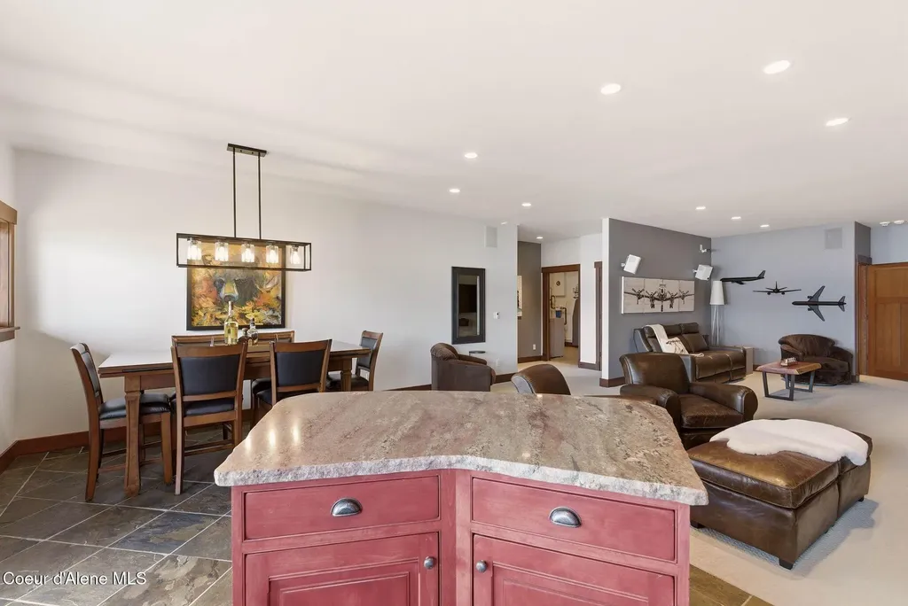 1521 Northshore Drive Sandpoint ID 83864