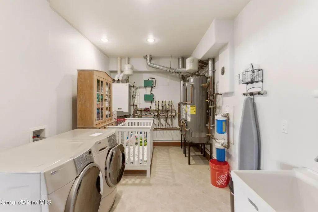 1521 Northshore Drive Sandpoint ID 83864