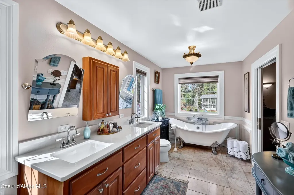 404 S Daisy Lane Medical Lake WA 99022