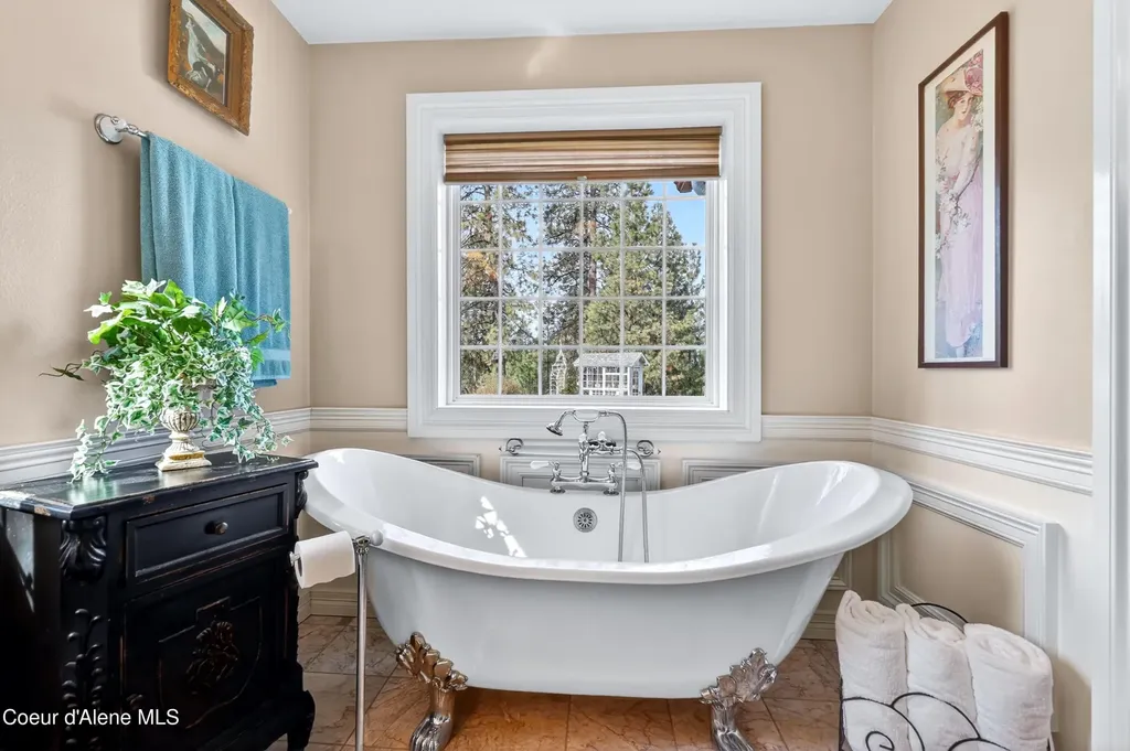 404 S Daisy Lane Medical Lake WA 99022