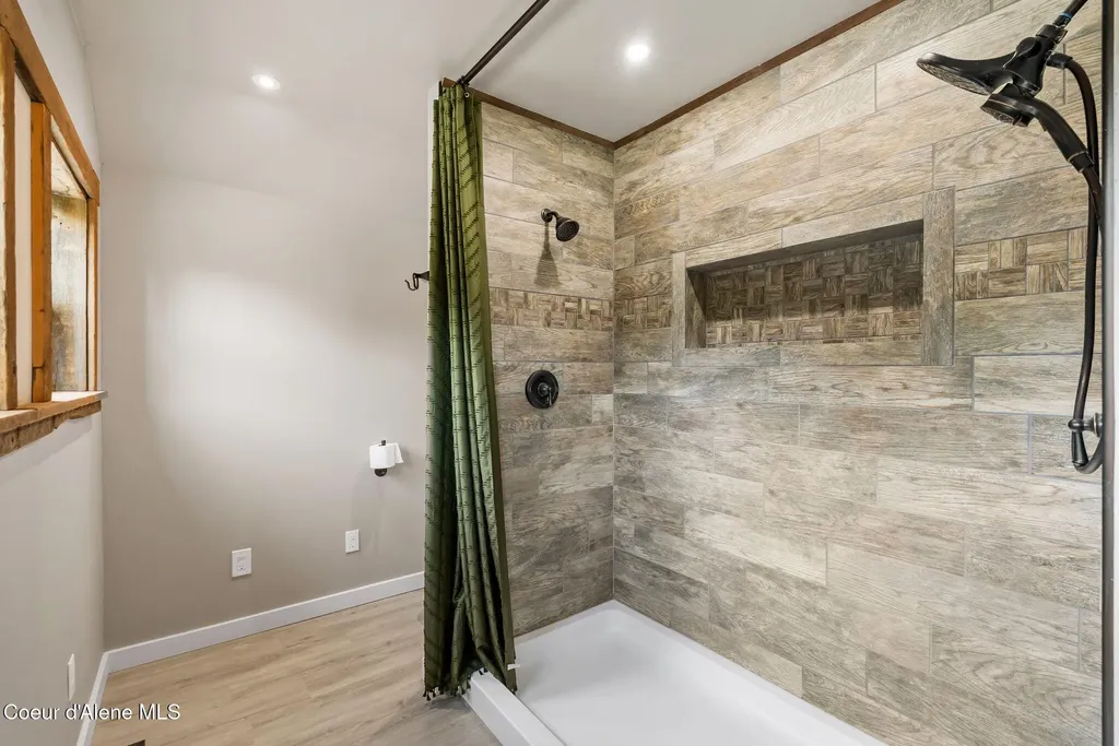 396 Latigo Lane Naples ID 83847