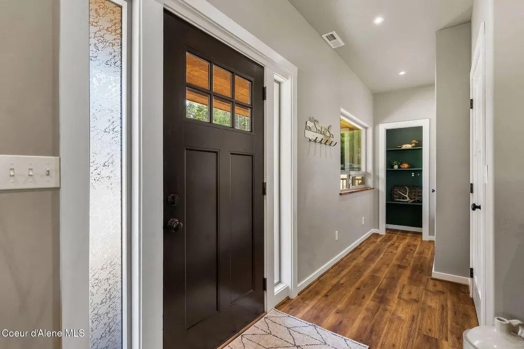 396 Latigo Lane Naples ID 83847