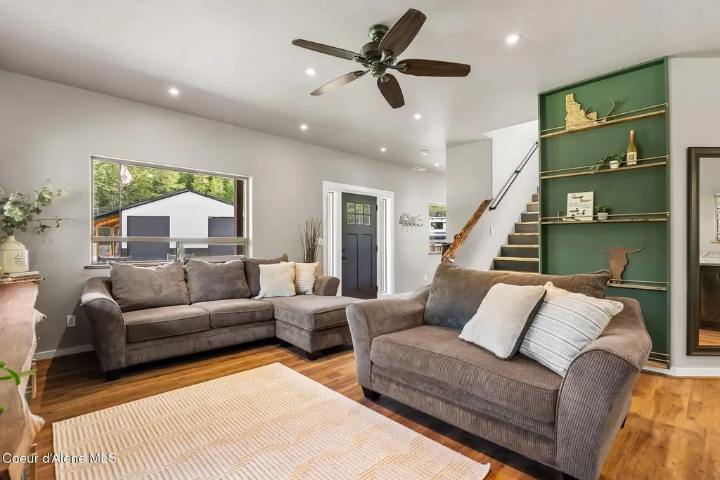 396 Latigo Lane Naples ID 83847