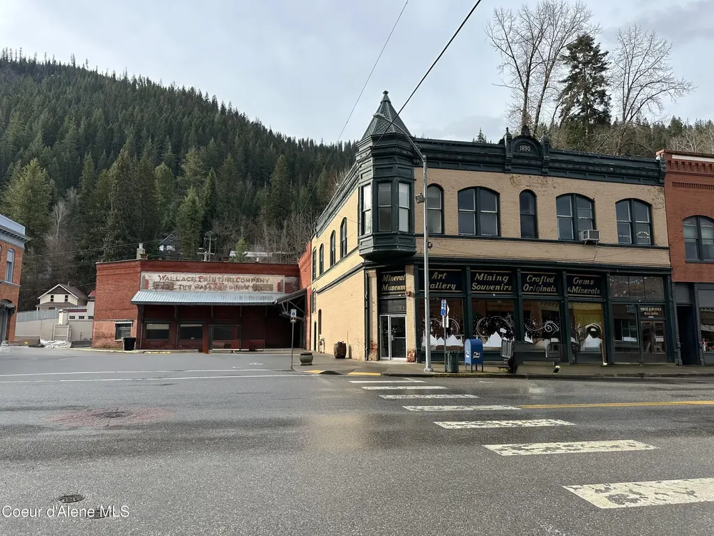 524 Bank Street Wallace ID 83873