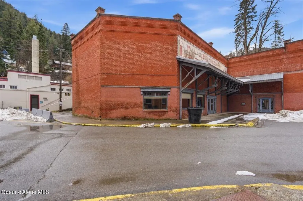 524 Bank Street Wallace ID 83873