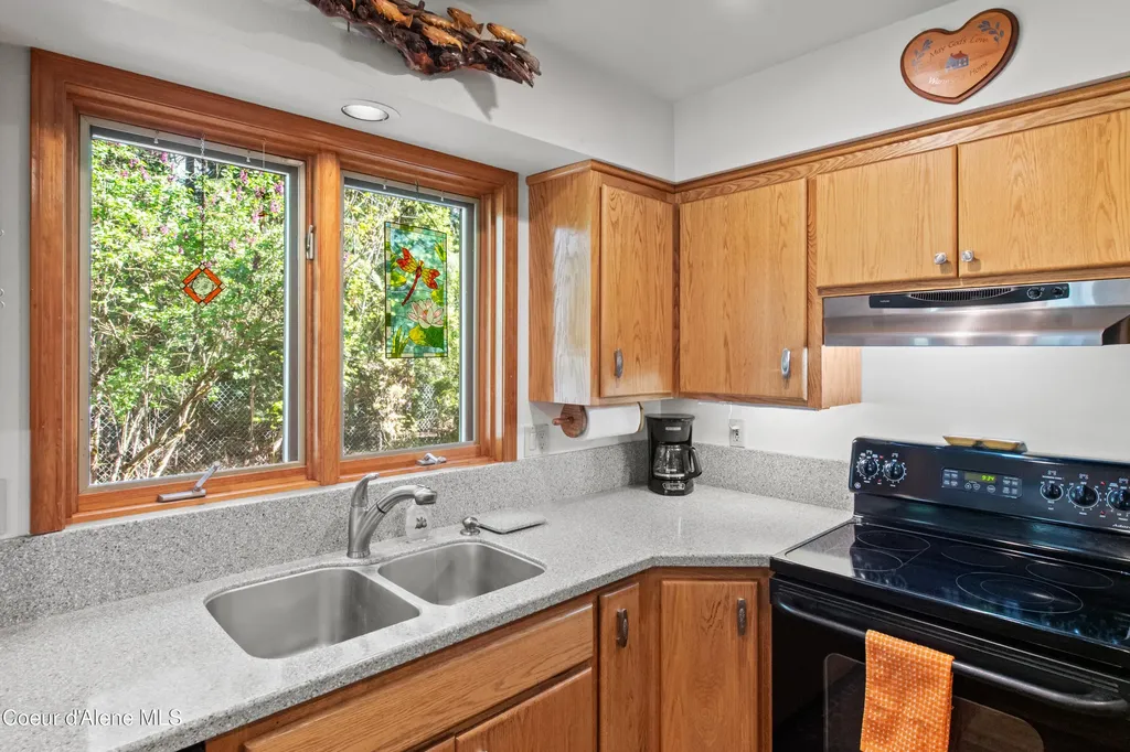 11089 N Point Hayden Drive Hayden Lake ID 83835