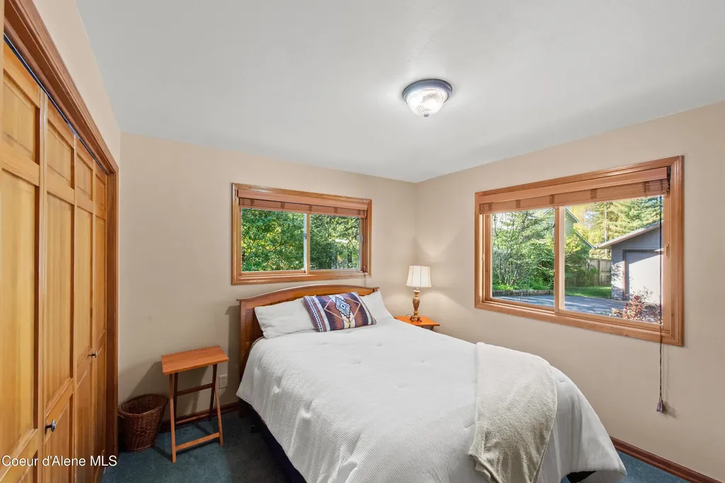 11089 N Point Hayden Drive Hayden Lake ID 83835