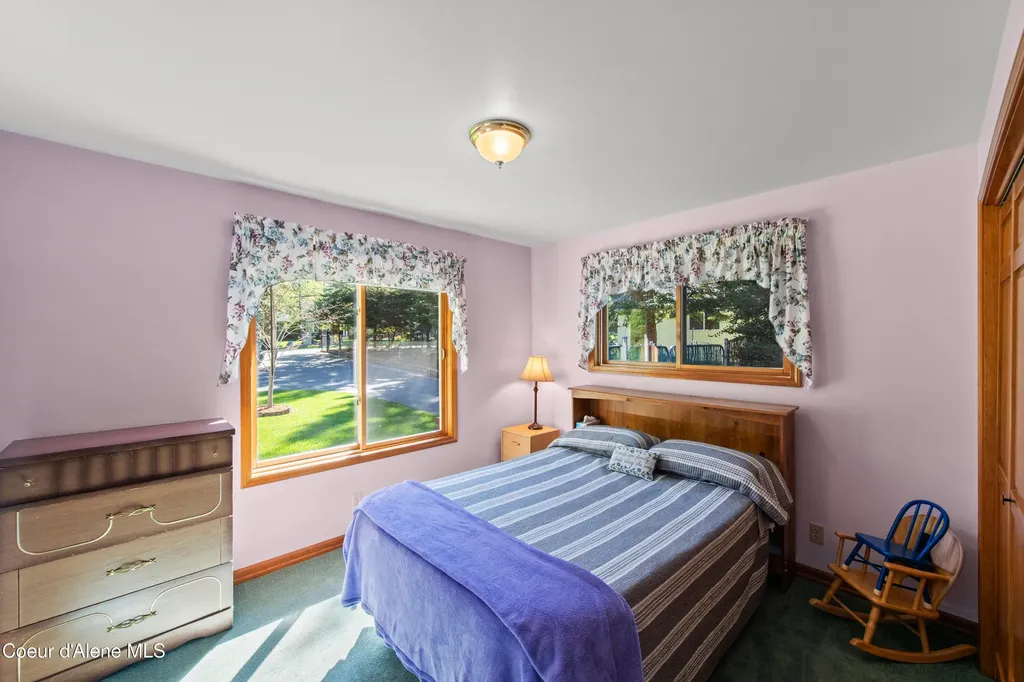 11089 N Point Hayden Drive Hayden Lake ID 83835