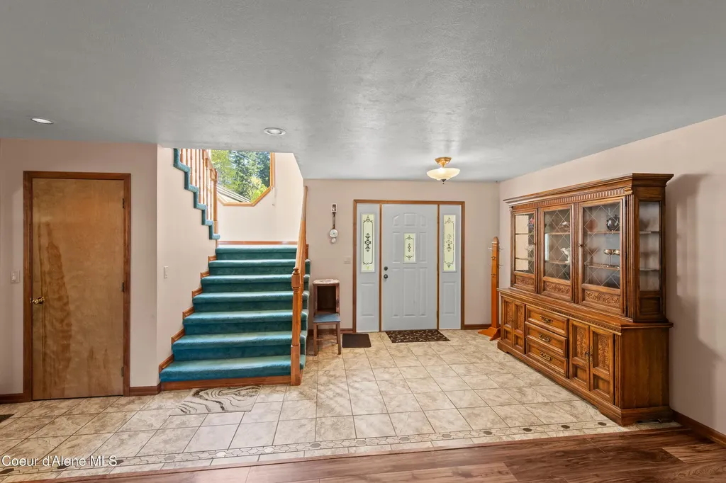 11089 N Point Hayden Drive Hayden Lake ID 83835