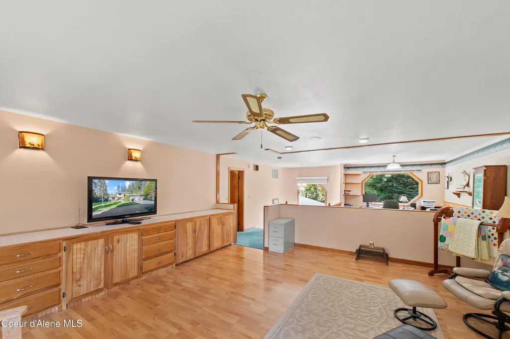 11089 N Point Hayden Drive Hayden Lake ID 83835