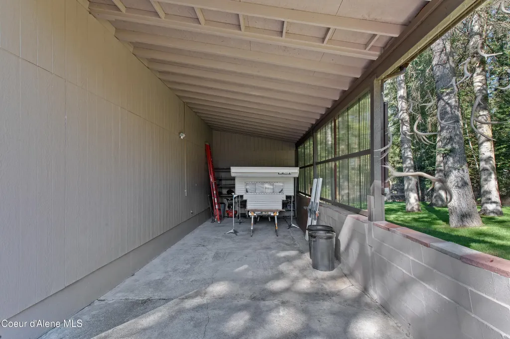11089 N Point Hayden Drive Hayden Lake ID 83835
