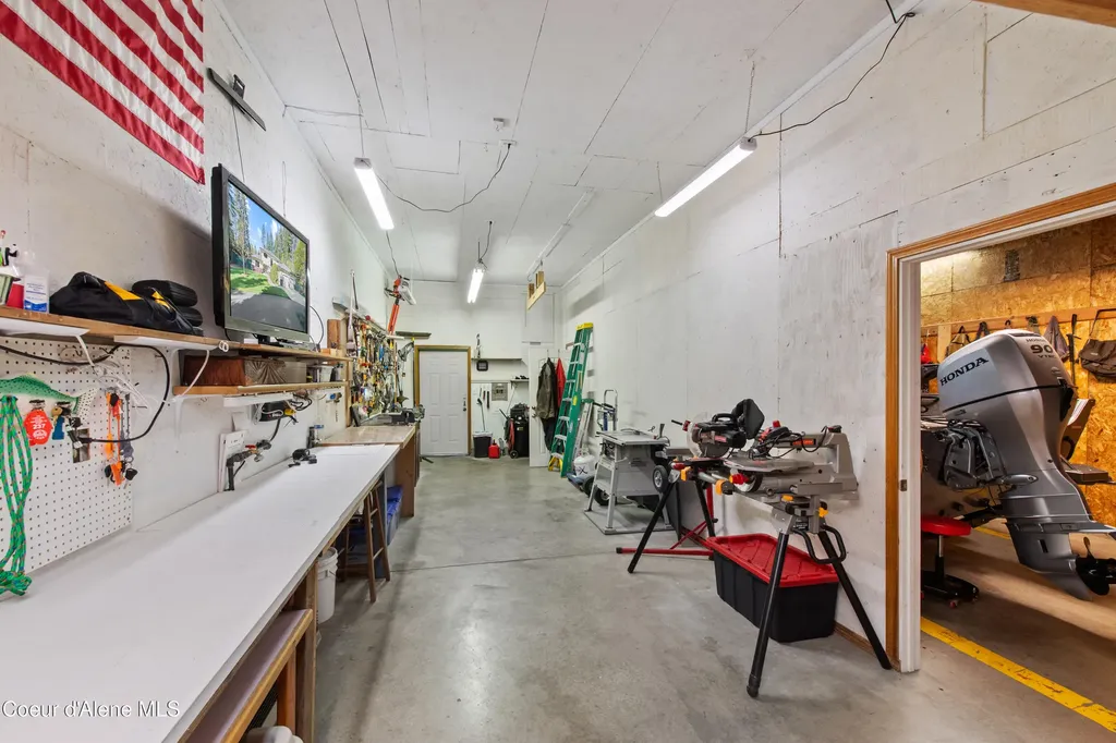 11089 N Point Hayden Drive Hayden Lake ID 83835