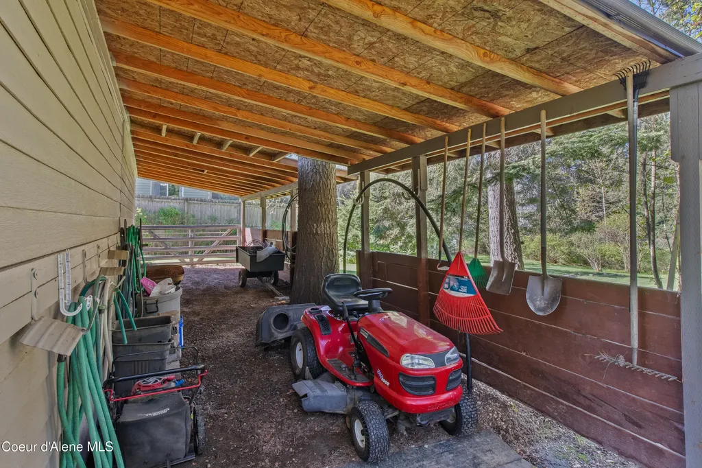11089 N Point Hayden Drive Hayden Lake ID 83835