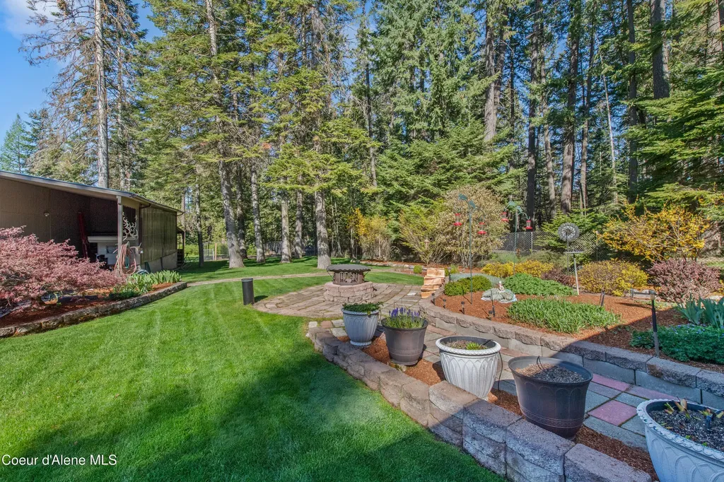 11089 N Point Hayden Drive Hayden Lake ID 83835