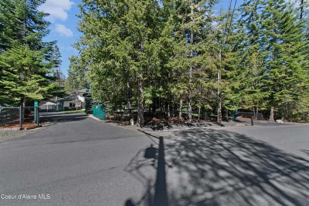 11089 N Point Hayden Drive Hayden Lake ID 83835